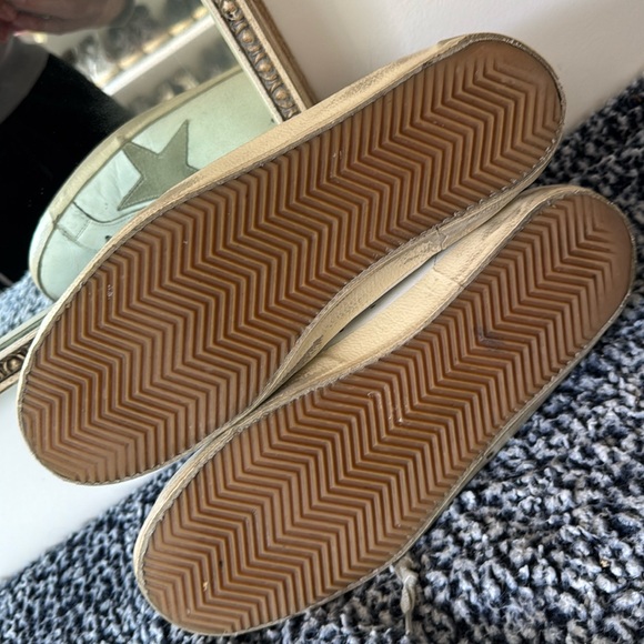 Golden Goose Superstar - in white leather with grey suede star & blue heel tab - Picture 10 of 12